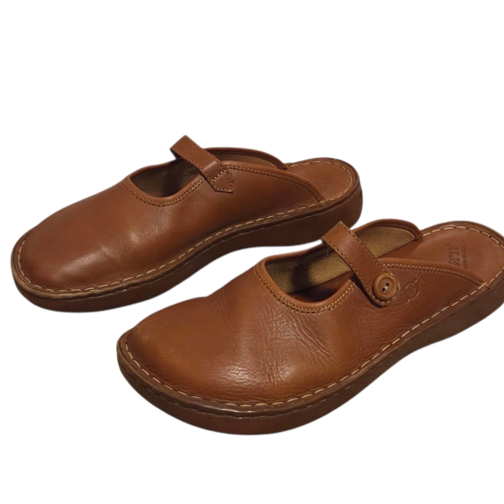 Born Brown Leather Flats